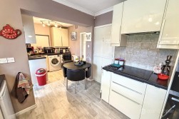 Wenlock Way, Church Farm, Nuneaton, CV10 8QL