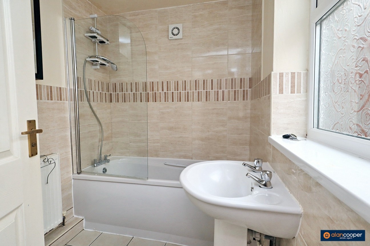 Clifton Road, Stockingford, Nuneaton, CV10 8BJ