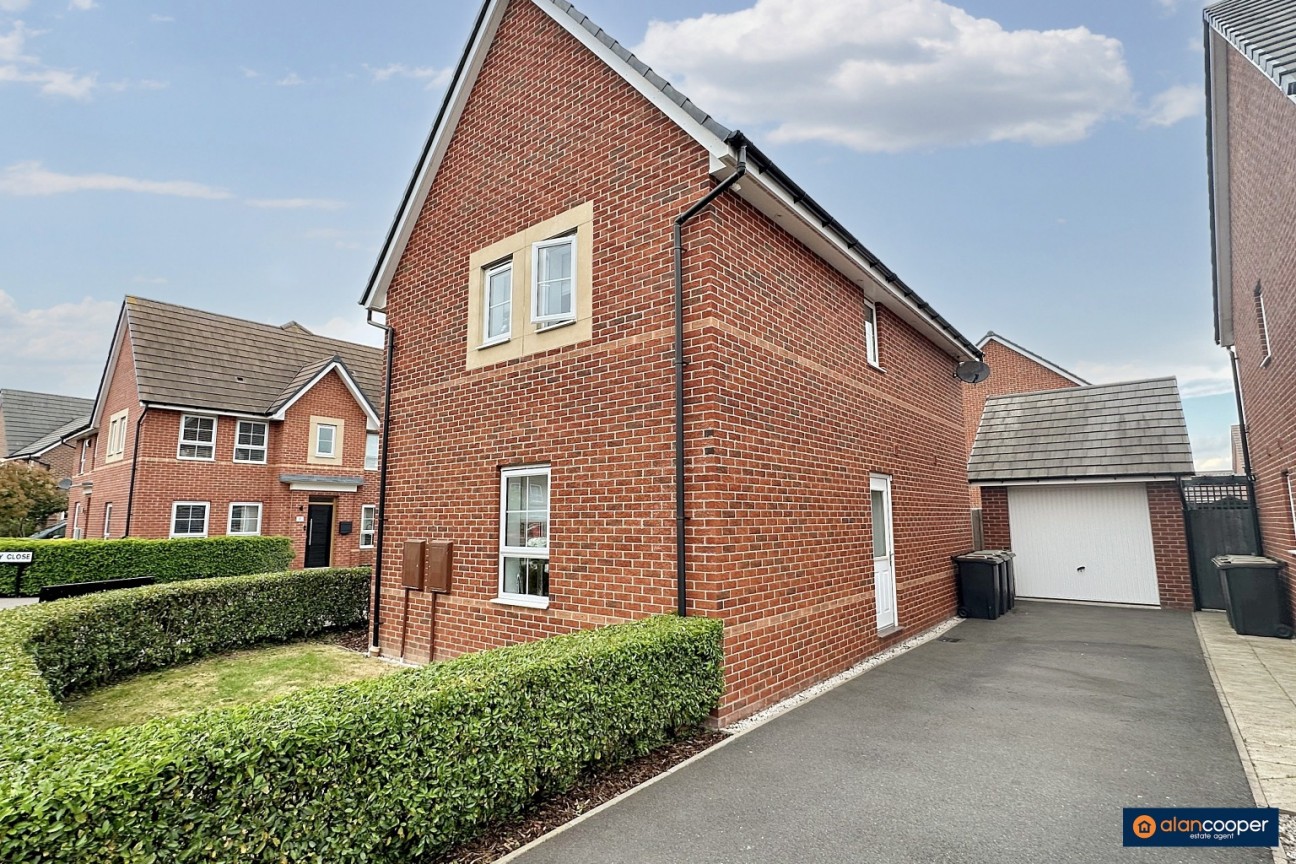 Orangery Close, St James Gate, Weddington, Nuneaton, CV10 0GD