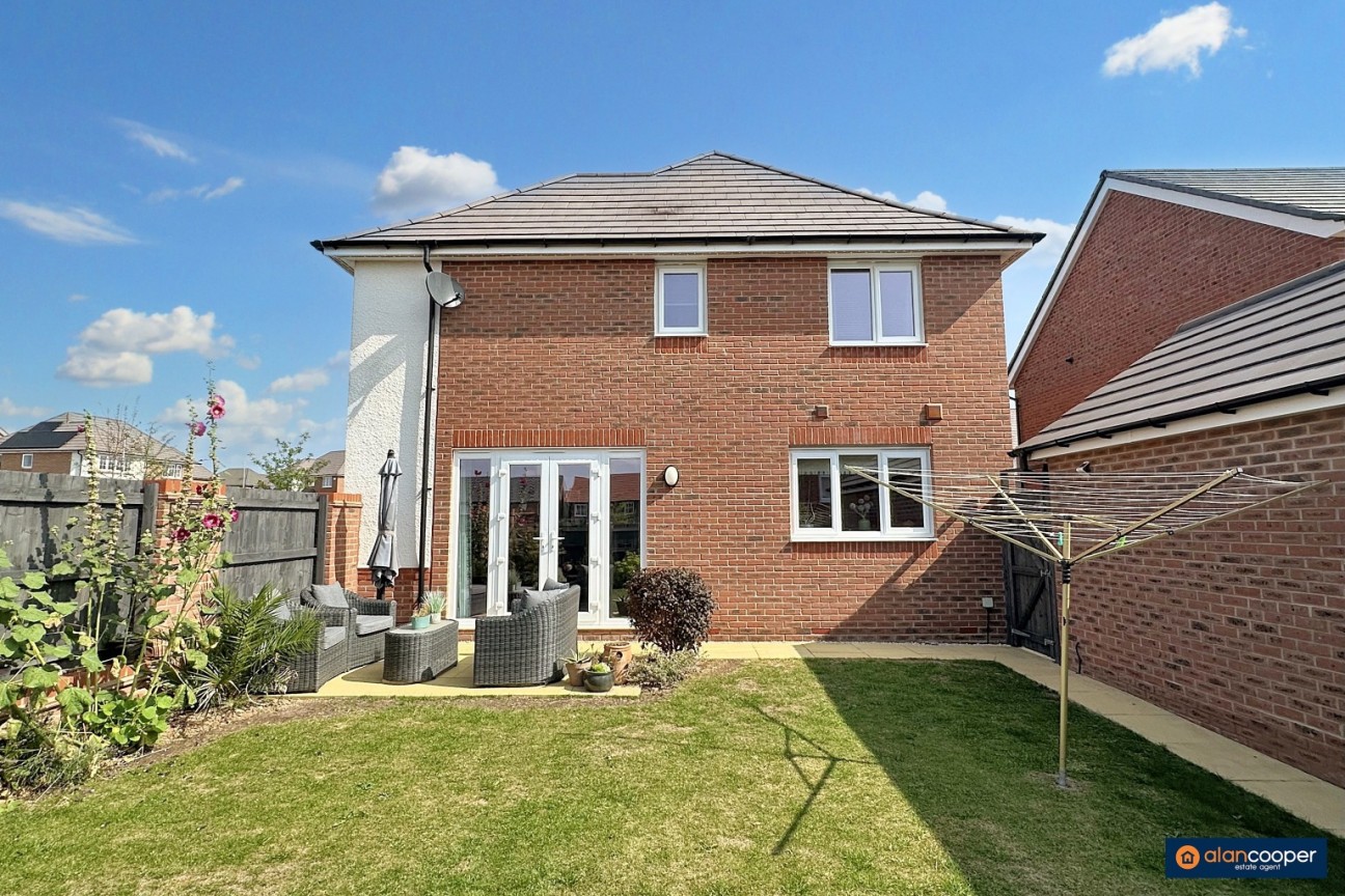 Roman Avenue, Heritage Fields, Nuneaton, CV11 6AF