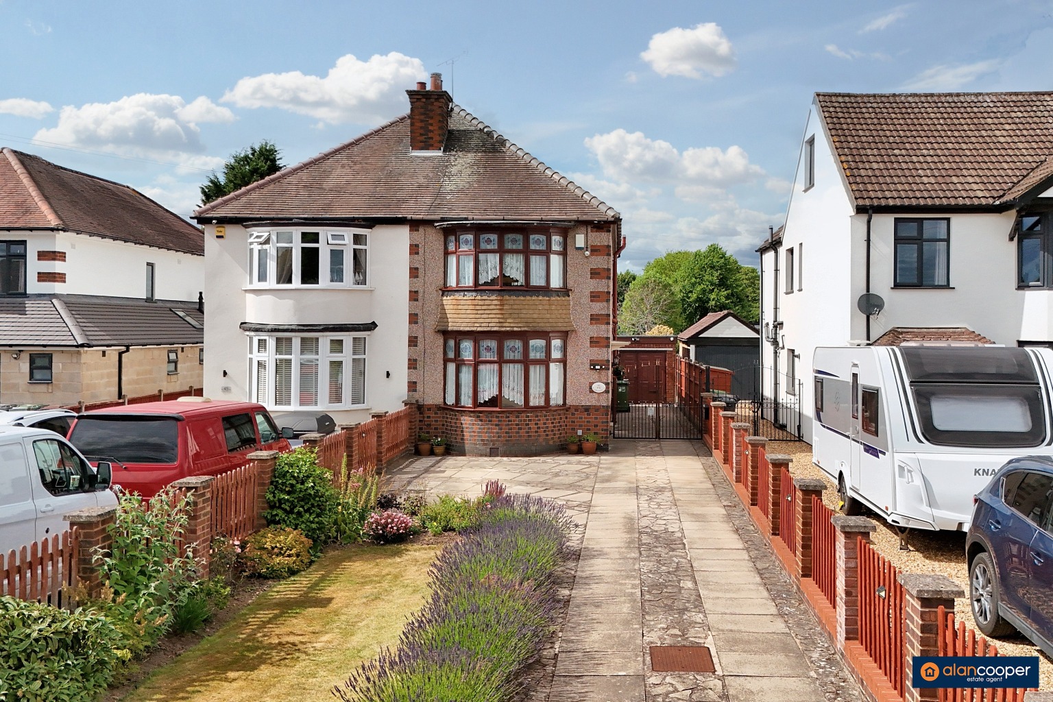 Gipsy Lane, Whitestone, Nuneaton, CV11 4SH