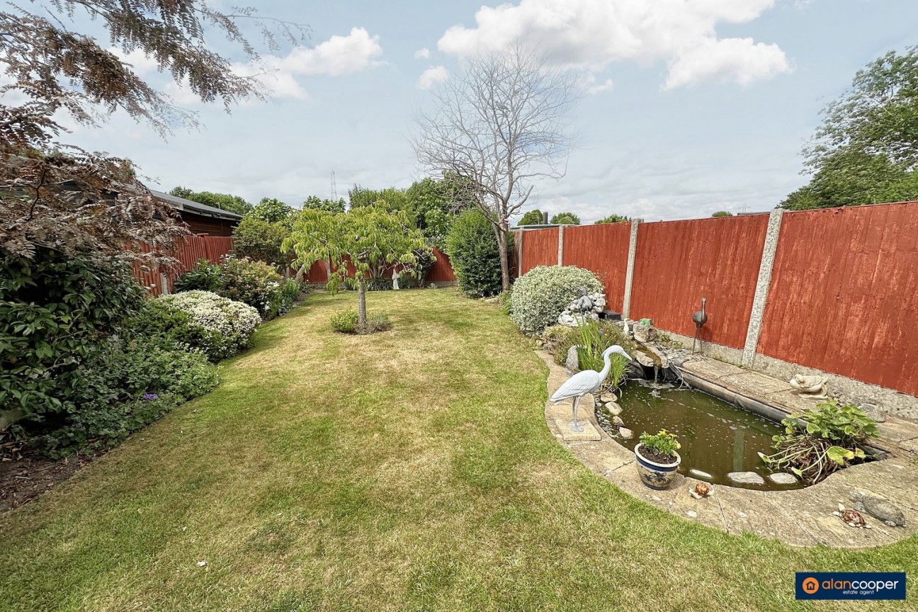 Gipsy Lane, Whitestone, Nuneaton, CV11 4SH
