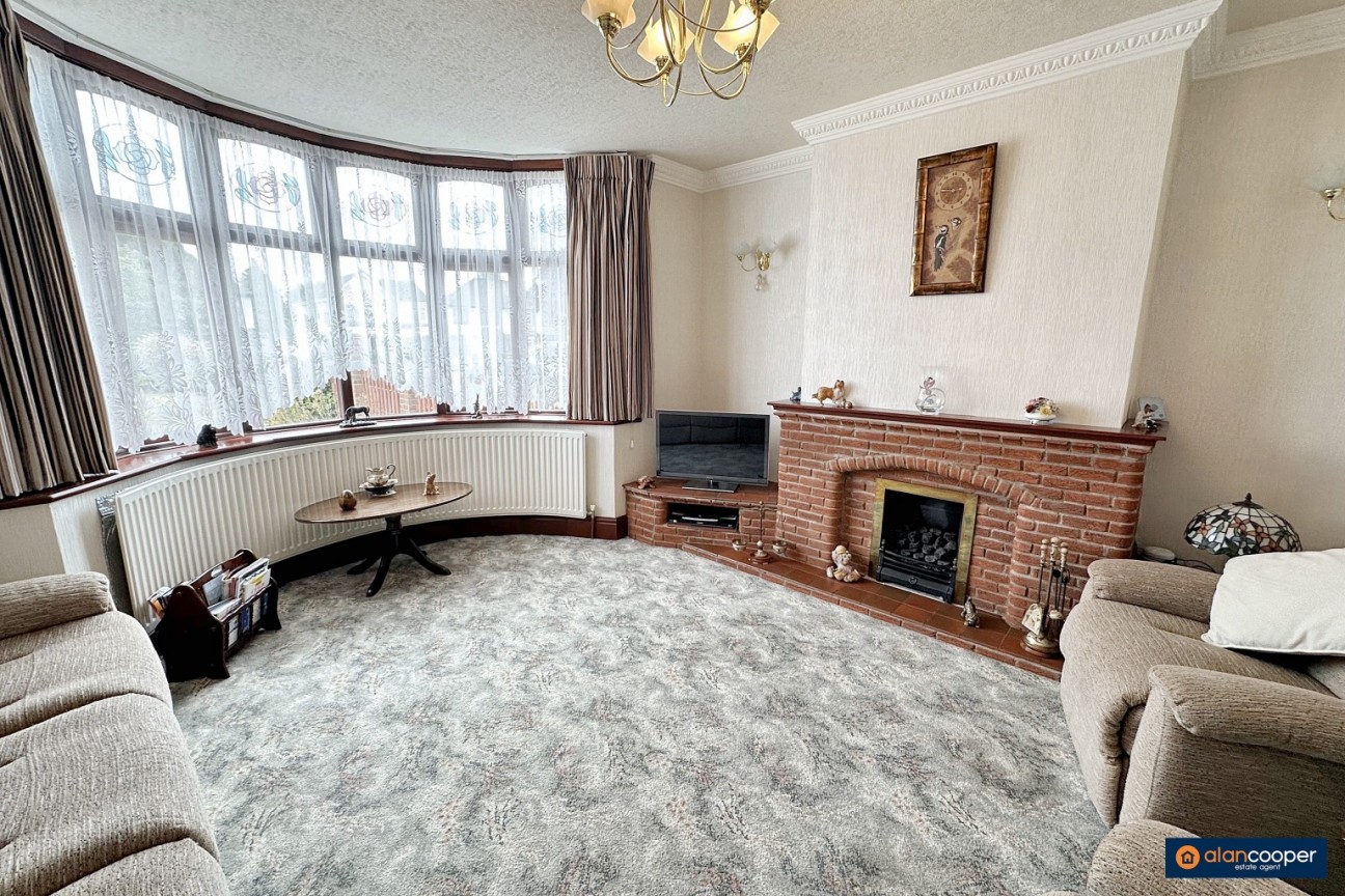 Gipsy Lane, Whitestone, Nuneaton, CV11 4SH