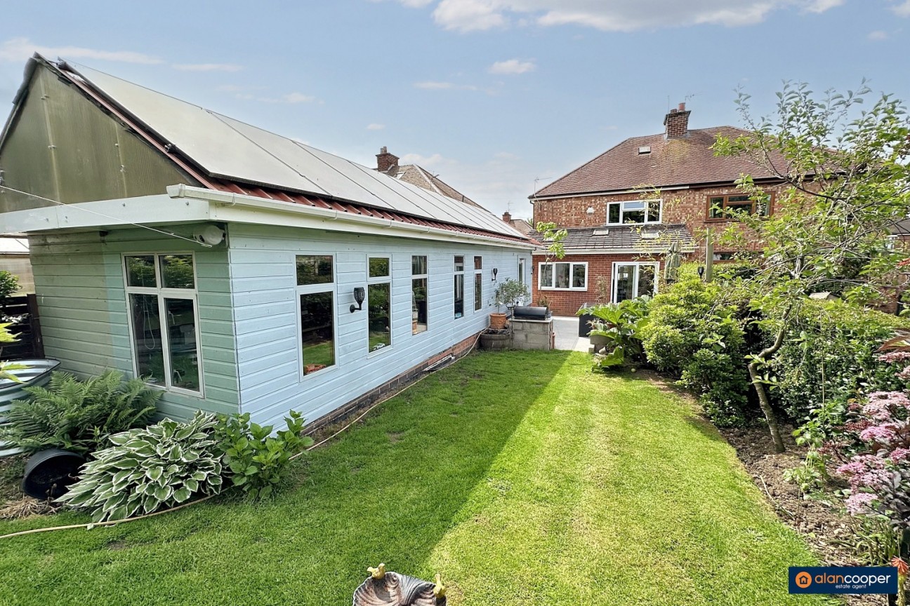 Cleveley Drive, Nuneaton, CV10 0JZ