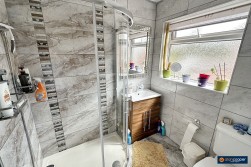 Cleveley Drive, Nuneaton, CV10 0JZ