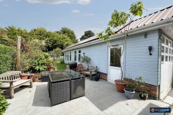 Cleveley Drive, Nuneaton, CV10 0JZ