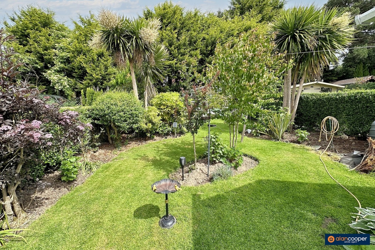 Cleveley Drive, Nuneaton, CV10 0JZ