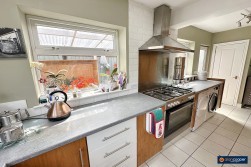 Cleveley Drive, Nuneaton, CV10 0JZ