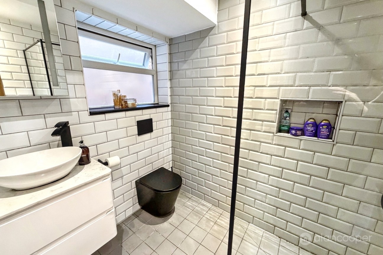 St. Andrews Drive, Whitestone, Nuneaton, CV11 6NQ