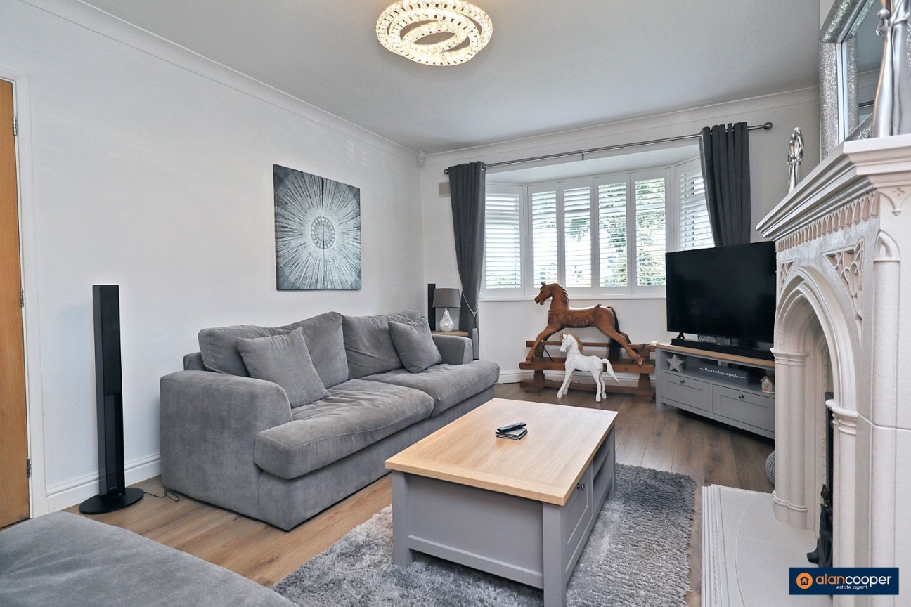 Hinckley Road, Nuneaton, CV11 6LN
