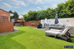 Hinckley Road, Nuneaton, CV11 6LN