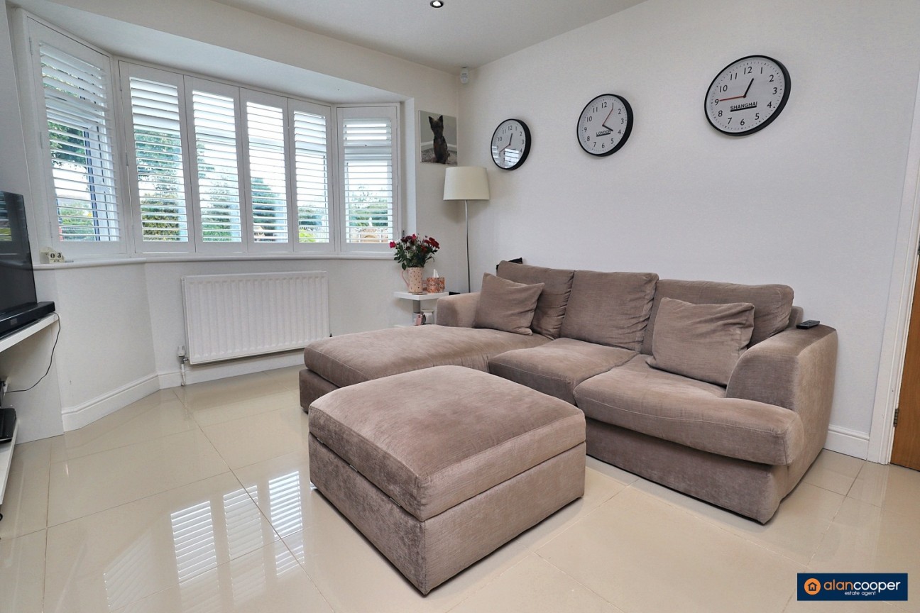 Hinckley Road, Nuneaton, CV11 6LN