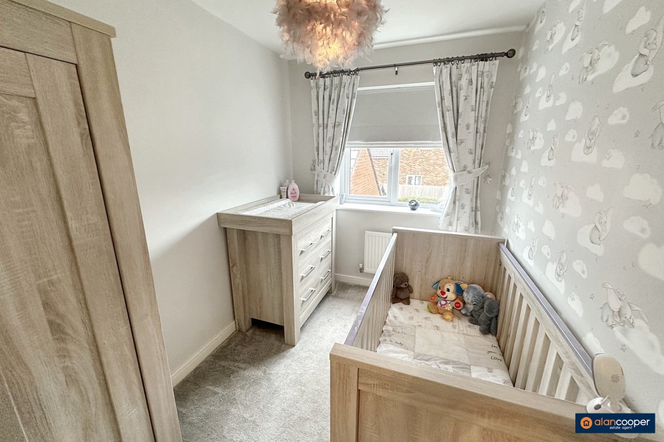 Ashtree Close, Royal Park, Nuneaton, CV11 6WT