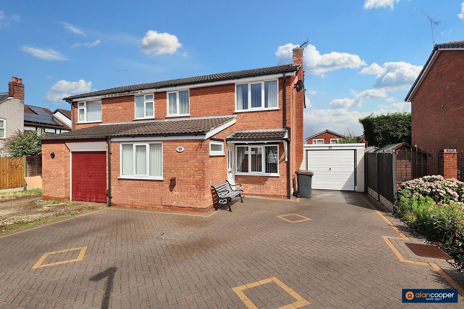 Leaward Close, Nuneaton, CV10 7DG