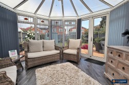Leaward Close, Nuneaton, CV10 7DG