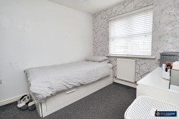 Upton Drive, Maple Park, Nuneaton, CV11 4GF