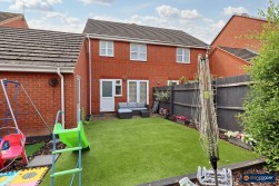 Upton Drive, Maple Park, Nuneaton, CV11 4GF