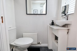 Upton Drive, Maple Park, Nuneaton, CV11 4GF