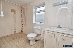 Nuneaton Road, Bulkington, CV12 9RZ