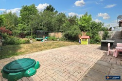 Nuneaton Road, Bulkington, CV12 9RZ