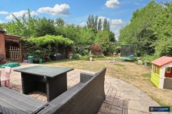 Nuneaton Road, Bulkington, CV12 9RZ