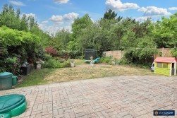 Nuneaton Road, Bulkington, CV12 9RZ