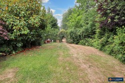 Nuneaton Road, Bulkington, CV12 9RZ