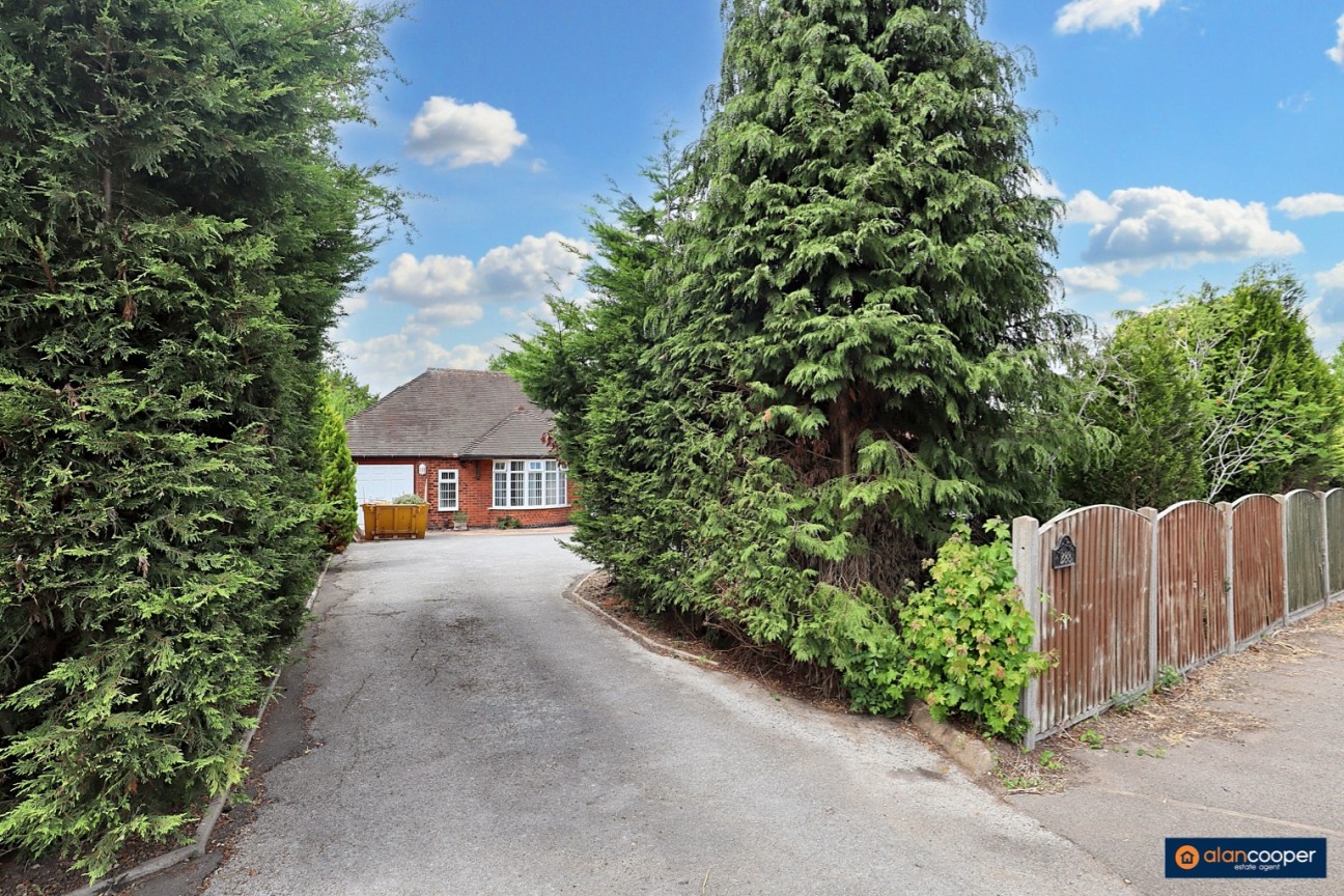 Nuneaton Road, Bulkington, CV12 9RZ