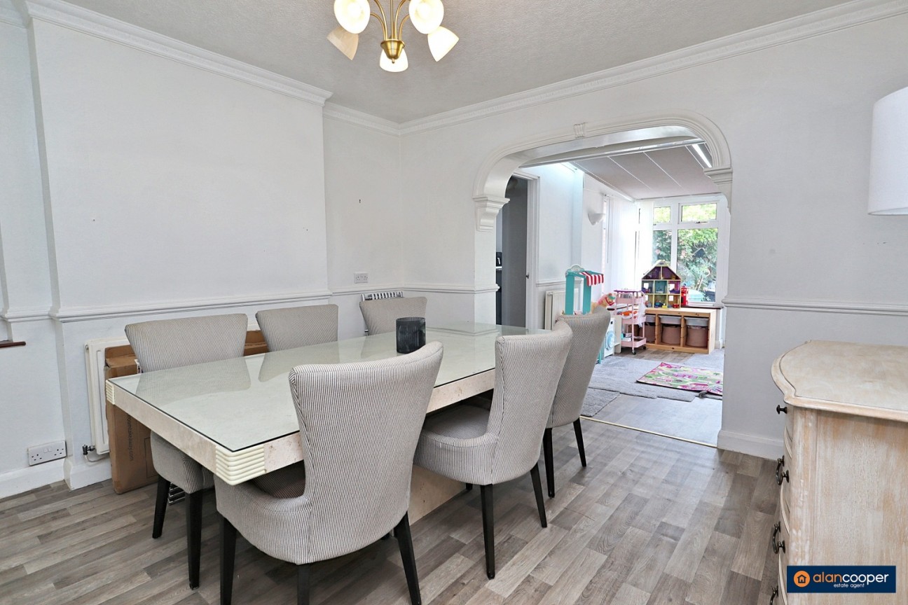 Nuneaton Road, Bulkington, CV12 9RZ
