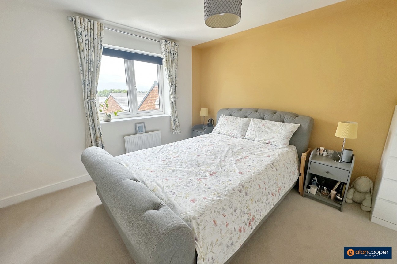 Wakem Close, Galley Common, Nuneaton, CV10 9TR