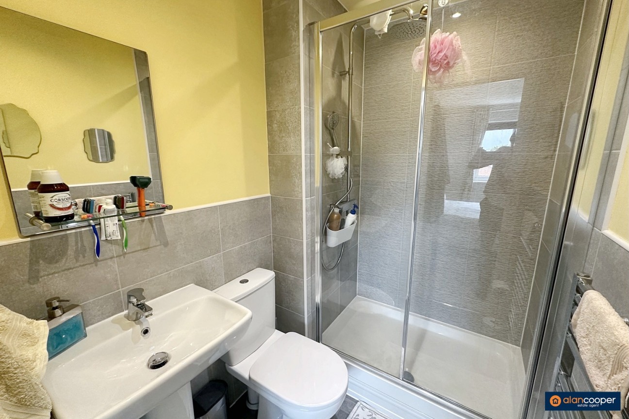 Wakem Close, Galley Common, Nuneaton, CV10 9TR