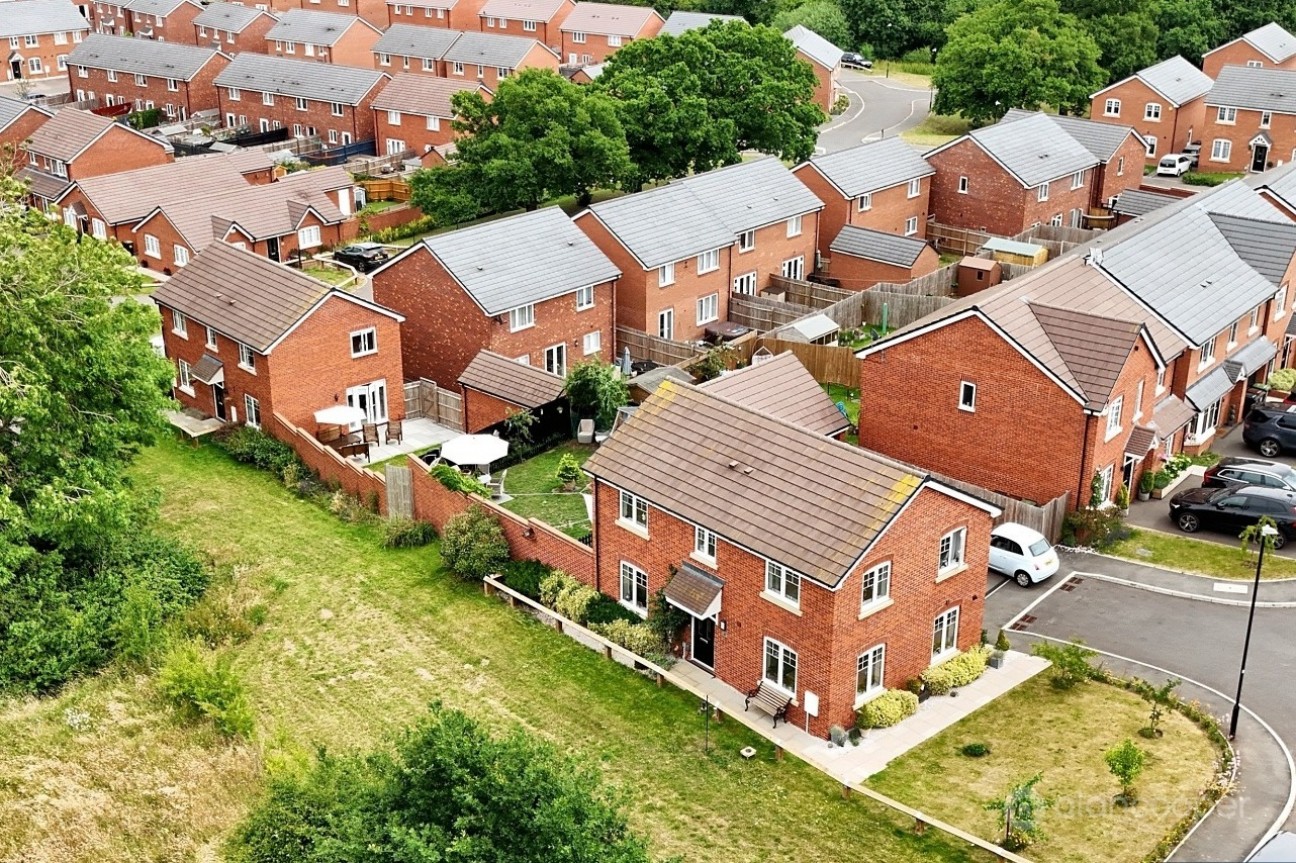 Wakem Close, Galley Common, Nuneaton, CV10 9TR