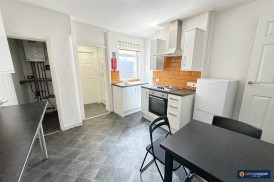 Tomkinson Road, Stockingford, Nuneaton, CV10 8BN