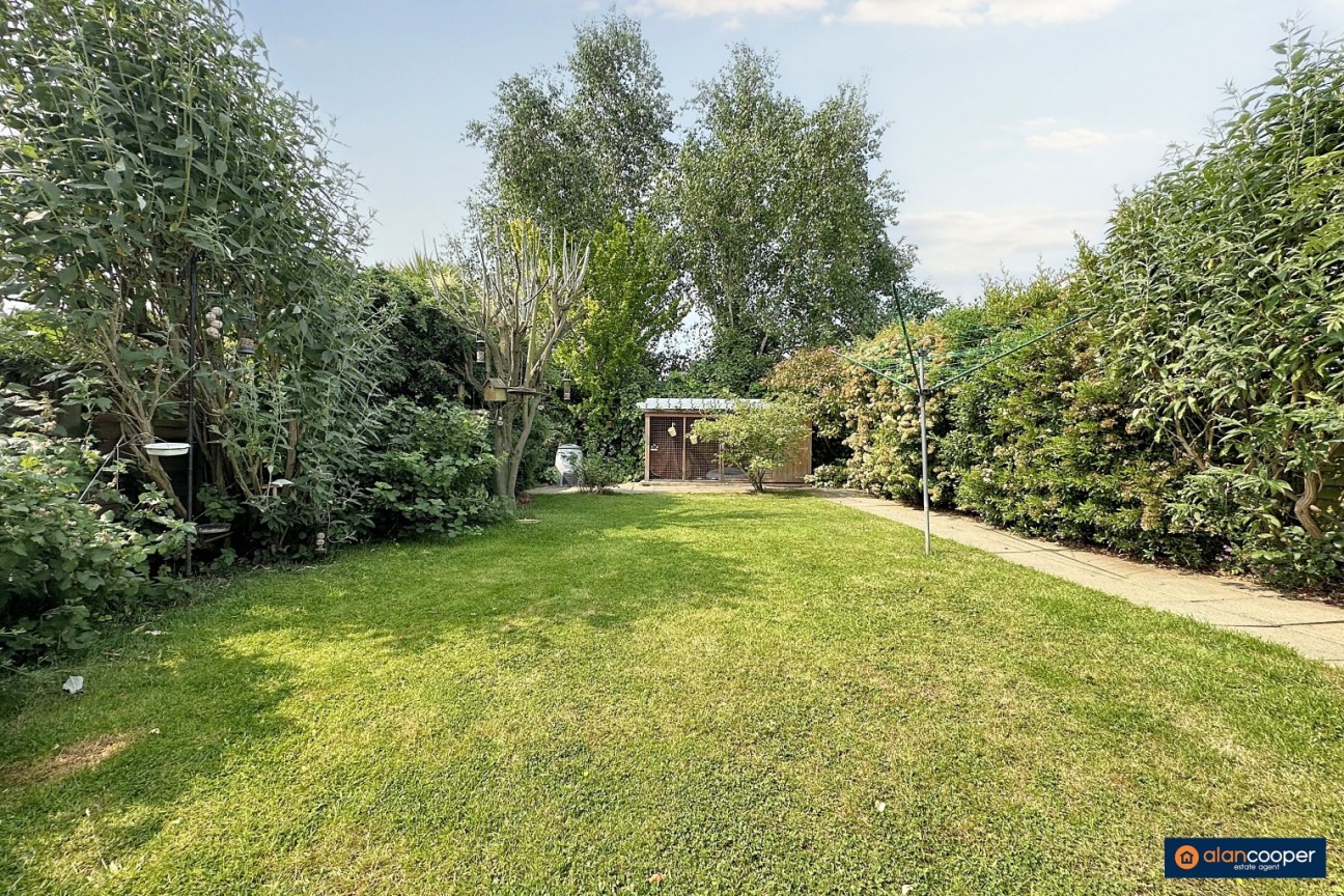 Cumberland Drive, Stockingford, Nuneaton, CV10 8BU