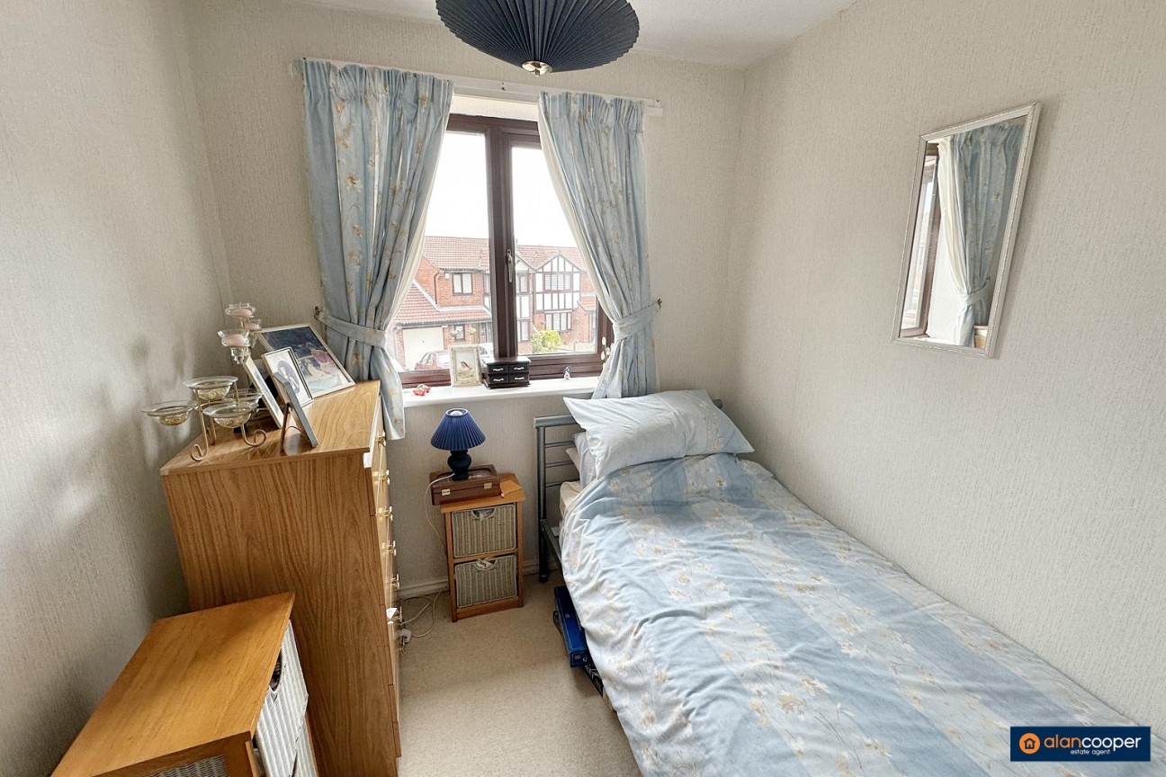 Orford Rise, Galley Common, Nuneaton, CV10 9RY