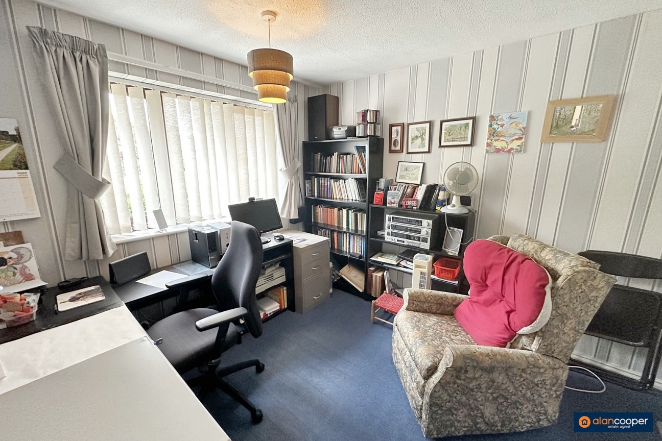 Orford Rise, Galley Common, Nuneaton, CV10 9RY