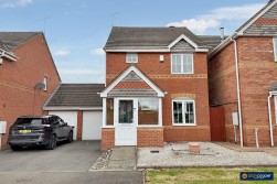 Upton Drive, Maple Park, Nuneaton, CV11 4GF