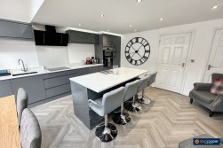 Upton Drive, Maple Park, Nuneaton, CV11 4GF