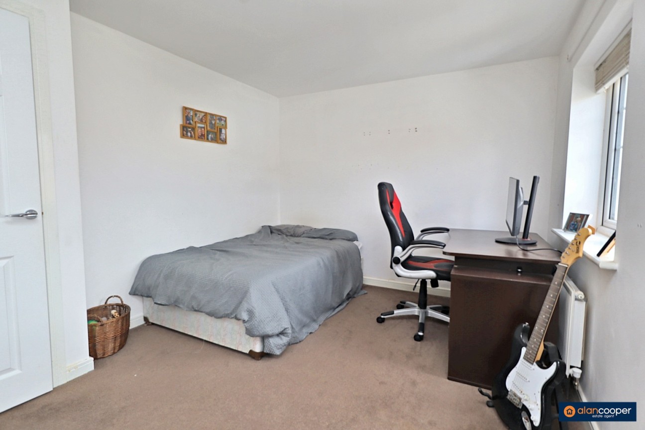Kilbury Close, Royal Park, Nuneaton, CV11 6XD