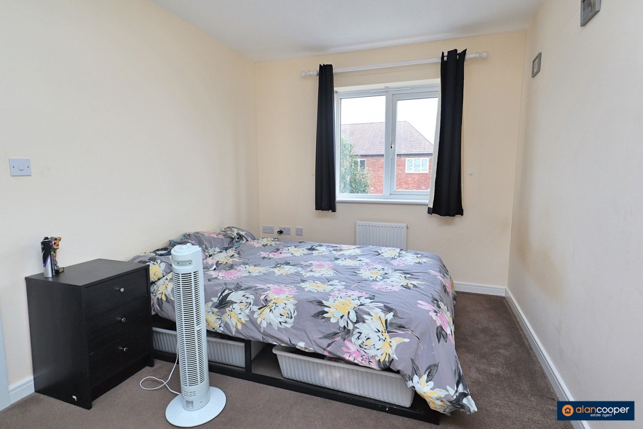 Kilbury Close, Royal Park, Nuneaton, CV11 6XD