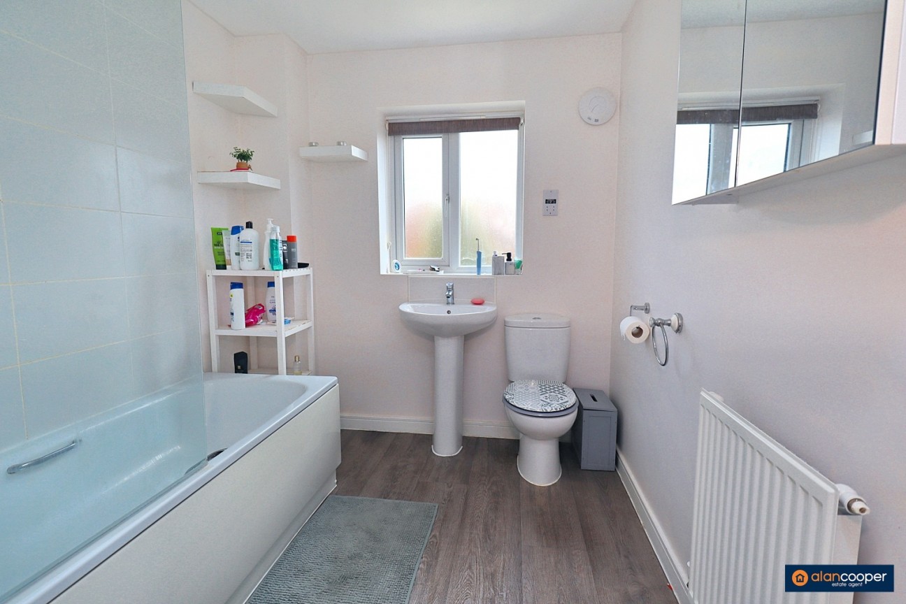 Kilbury Close, Royal Park, Nuneaton, CV11 6XD