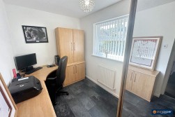 Helena Close, Manor Park, Nuneaton, CV10 7DF