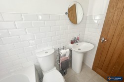 Helena Close, Manor Park, Nuneaton, CV10 7DF