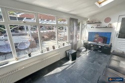 Helena Close, Manor Park, Nuneaton, CV10 7DF