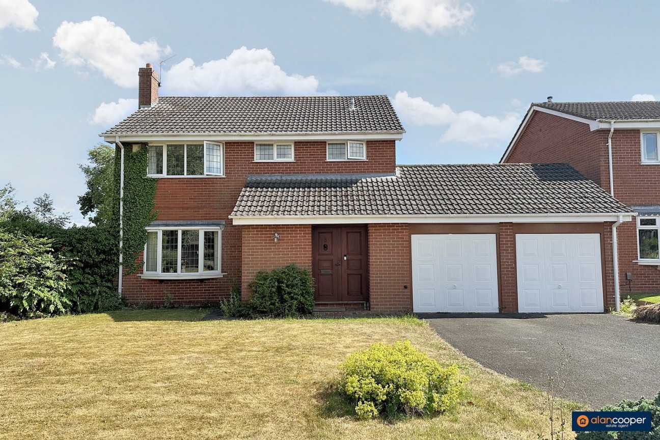 Moor Park Close, Thornhill, Nuneaton, CV11 6TX