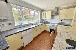 Moor Park Close, Thornhill, Nuneaton, CV11 6TX
