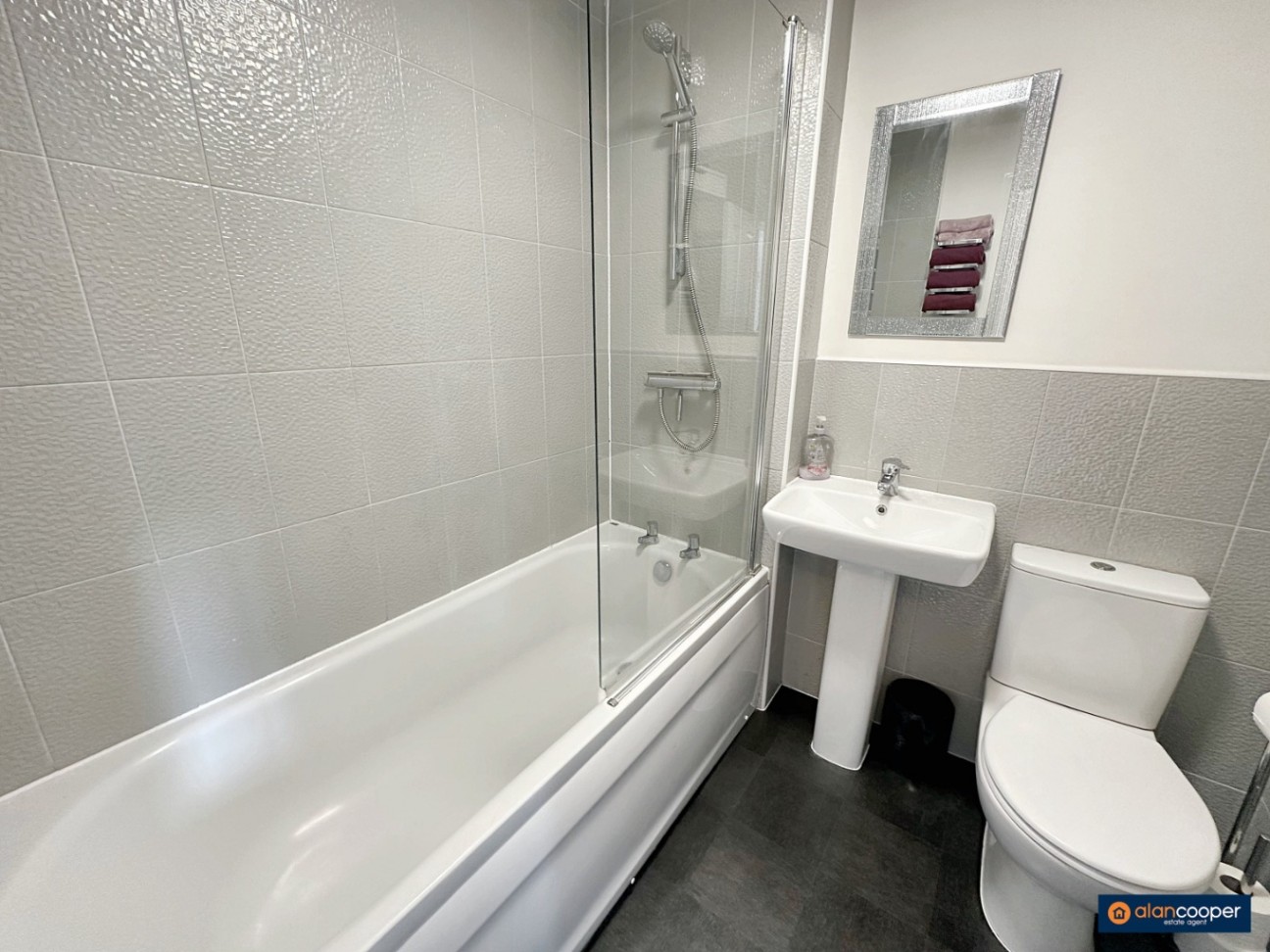 Broome Way, Galley Common, Nuneaton, CV10 9RJ