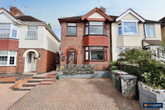 Castle Road, Weddington, Nuneaton, CV10 0EN