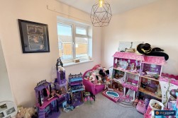 Choyce Close, Atherstone, CV9 3AY