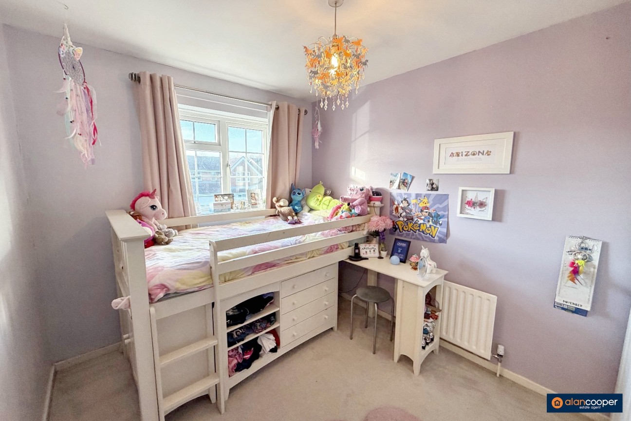 Choyce Close, Atherstone, CV9 3AY